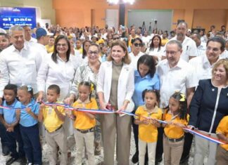 La segunda mandataria de la nacion Raquel Peña resalta aportes del Gobierno a la educación