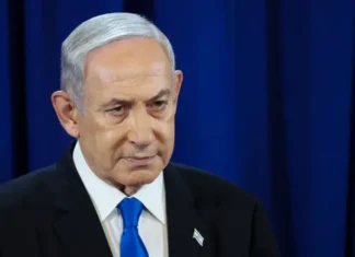 Netanyahu aprueba «en principio» el acuerdo de alto el fuego en Líbano, dice una fuente, y el martes será votado en el gabinete israelí