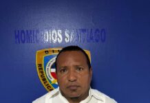 Policía Nacional ocupa cinco pacas de presunta marihuana y apresa a un hombre durante operativo en Barahona–