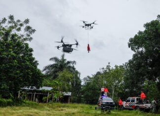 Entregan alimentos con drones en comunidades anegadas RD